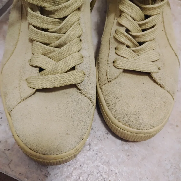 Puma Suede High-Top Sneakers size 8.5 image indicator(5)