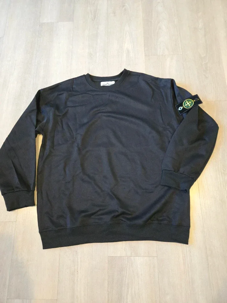 Stone Island Crewneck Sweatshirt – Size XL