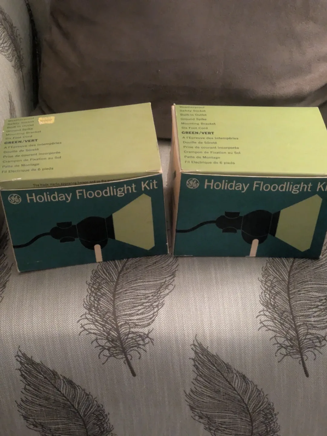 GE Holiday Floodlight Kit - Green