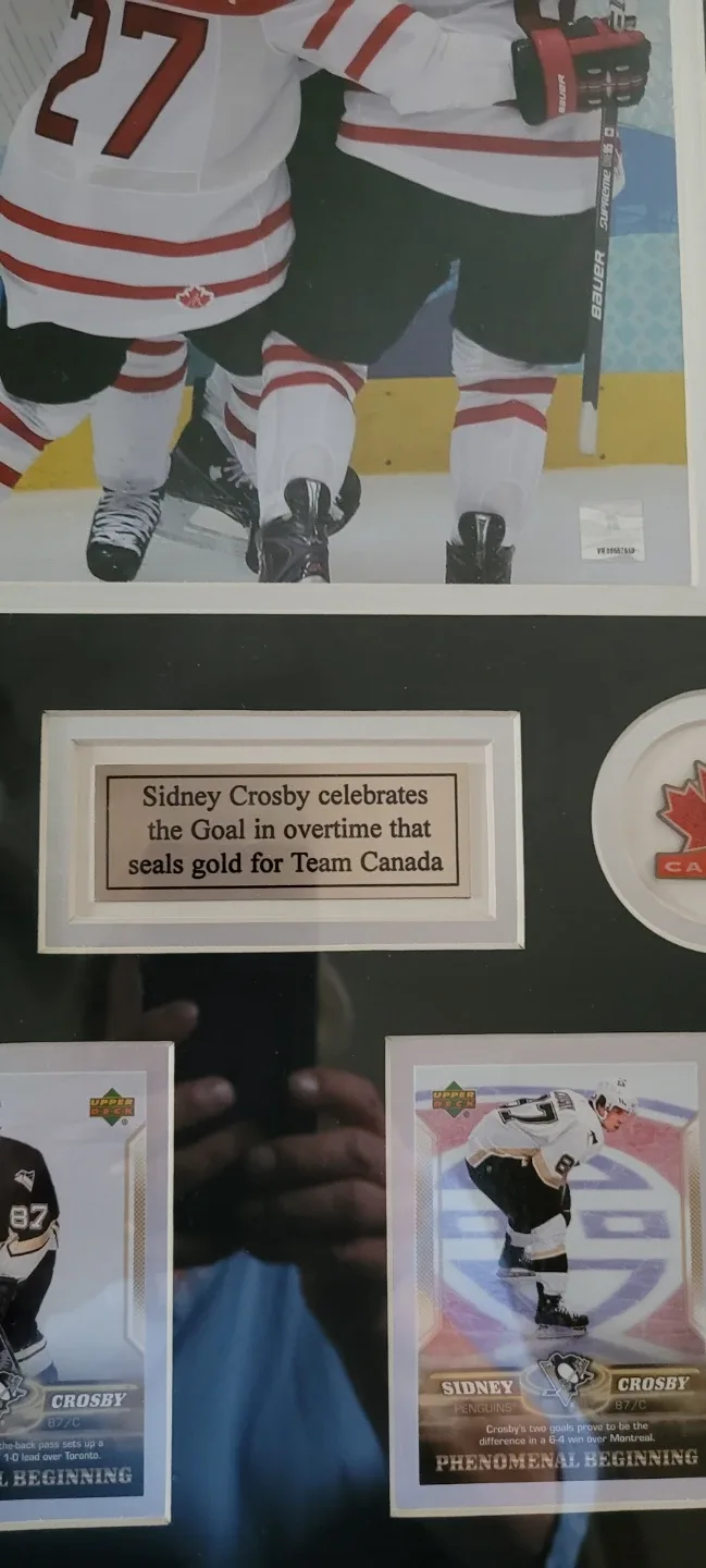 Sidney Crosby Framed Hockey Memorabilia