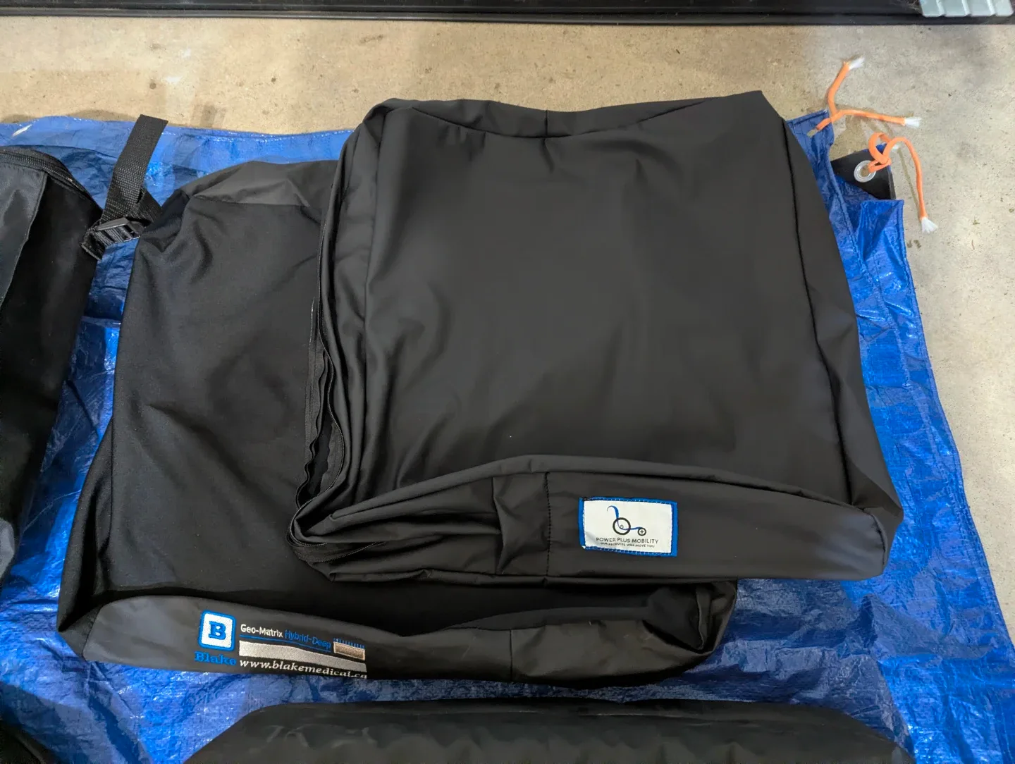 Anti-tip Foldable Wheelchair image indicator(6)