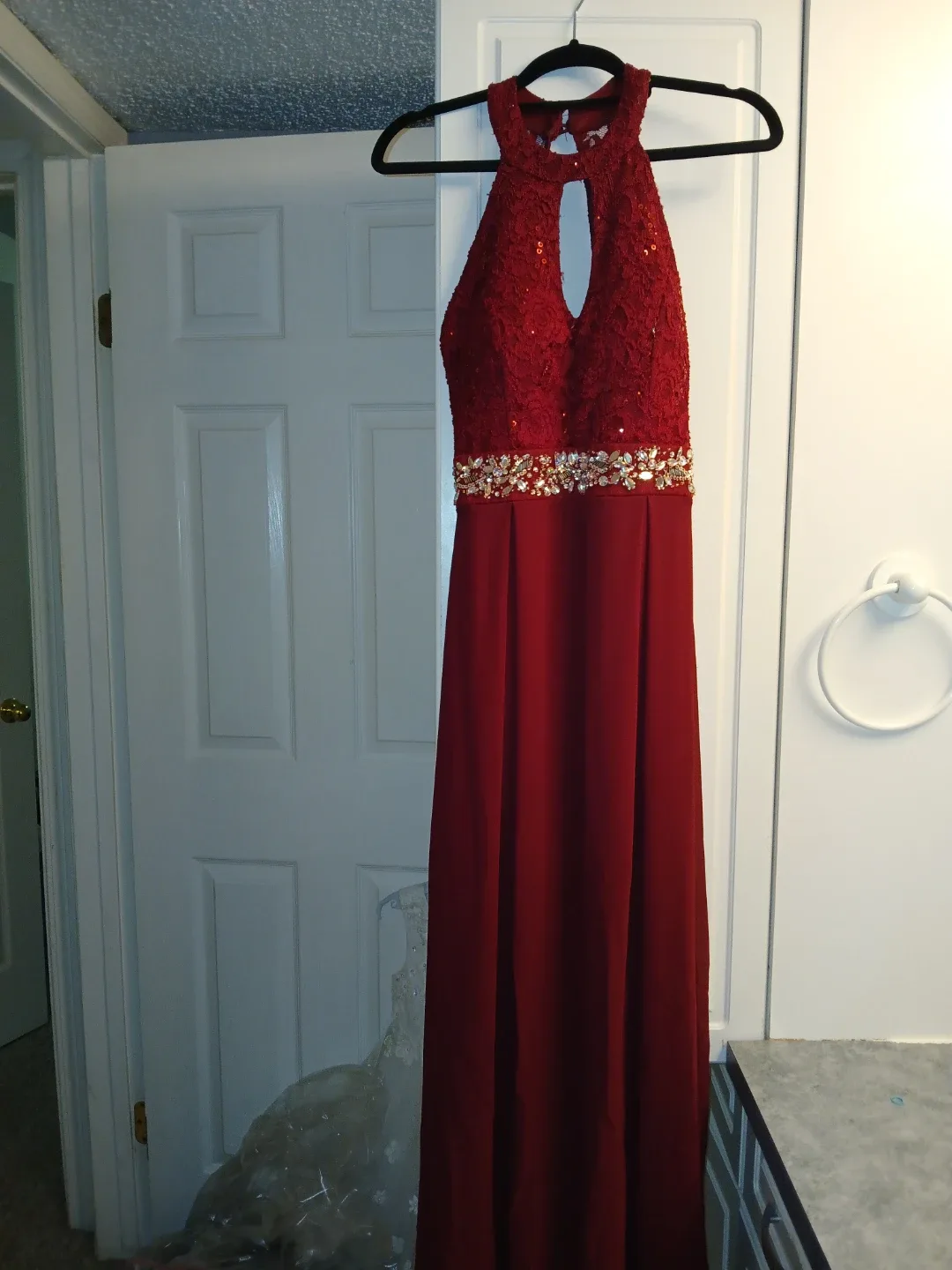 Burgundy Halter Neck Formal Dress thumbnail