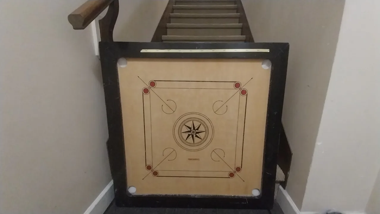 Carrom Board Game