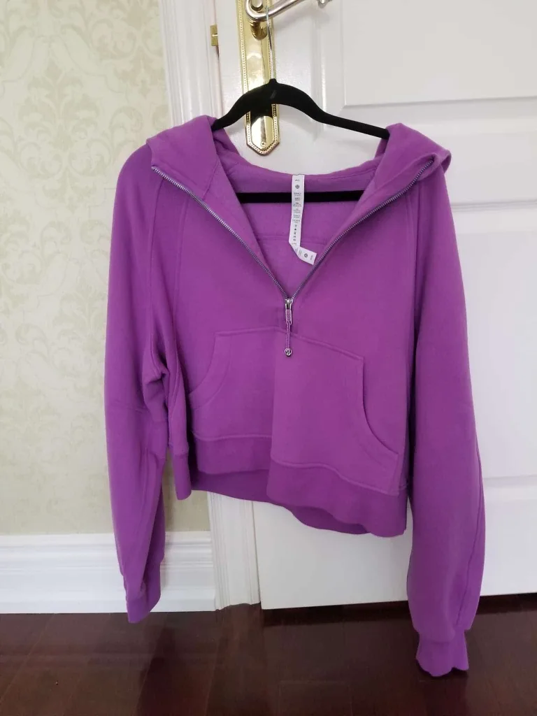 Lululemon Scuba Hoodie M/L image indicator(3)