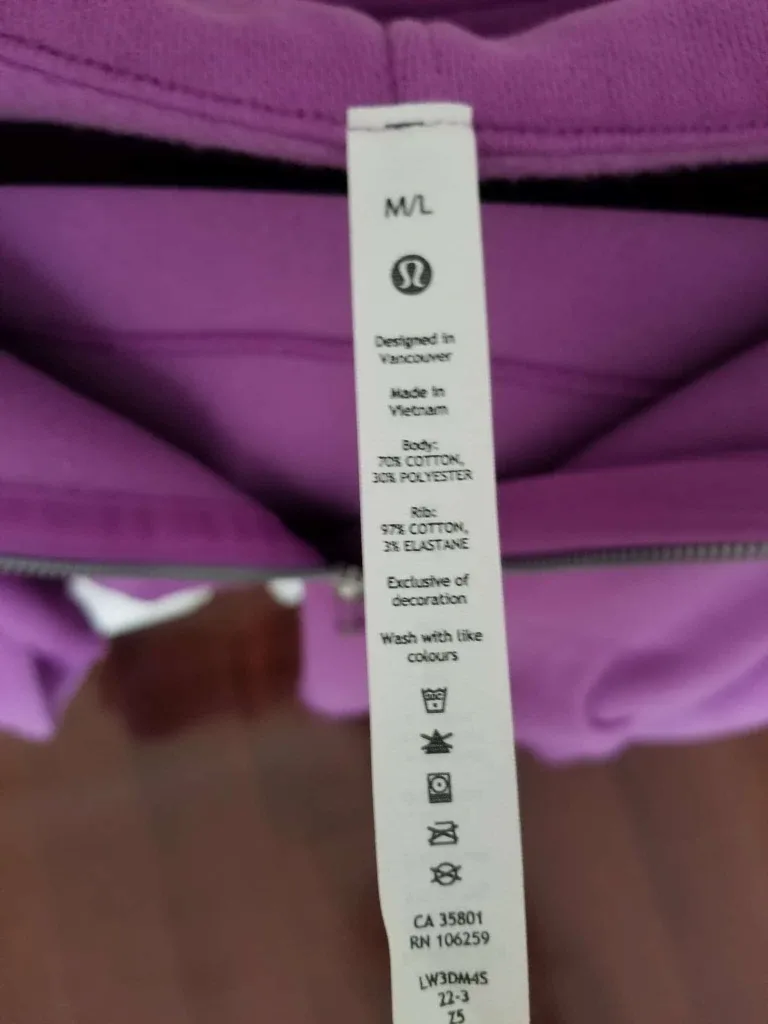 Lululemon Scuba Hoodie M/L image indicator(4)