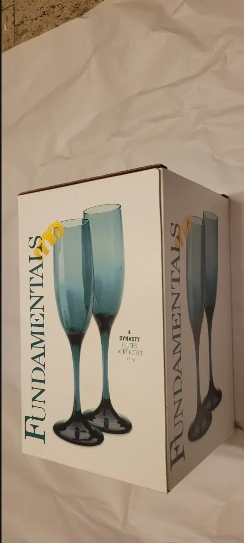 Fundamentals Dynasty Flutes - Set of 4 image indicator(2)