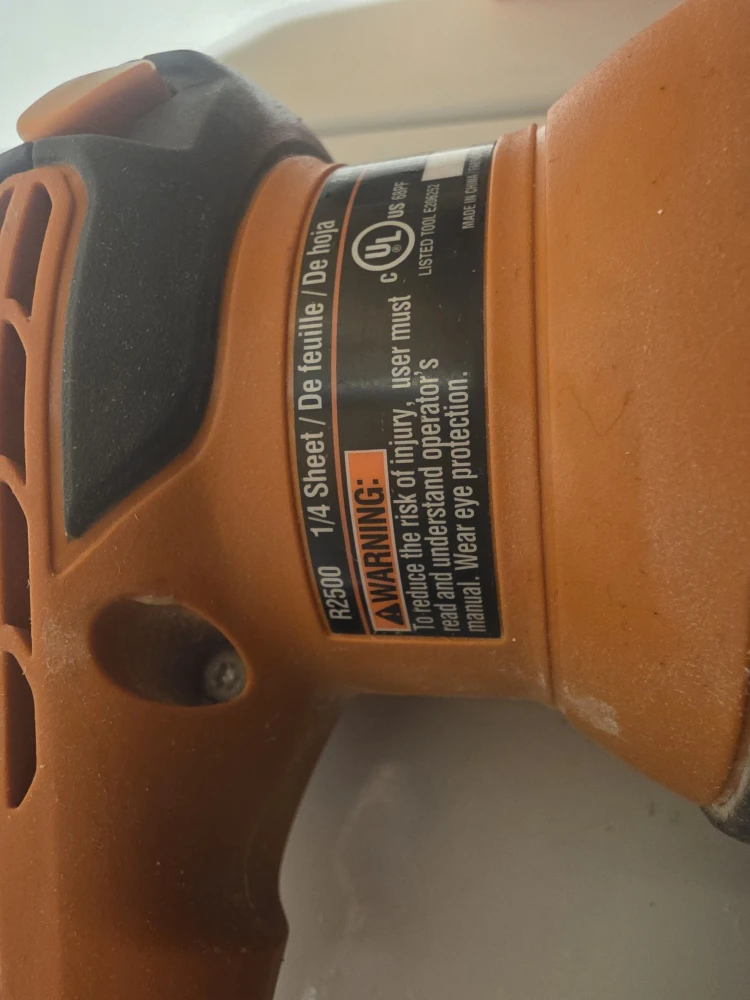Ridgid R2500 1/4 Sheet Sander with Case - photo 2