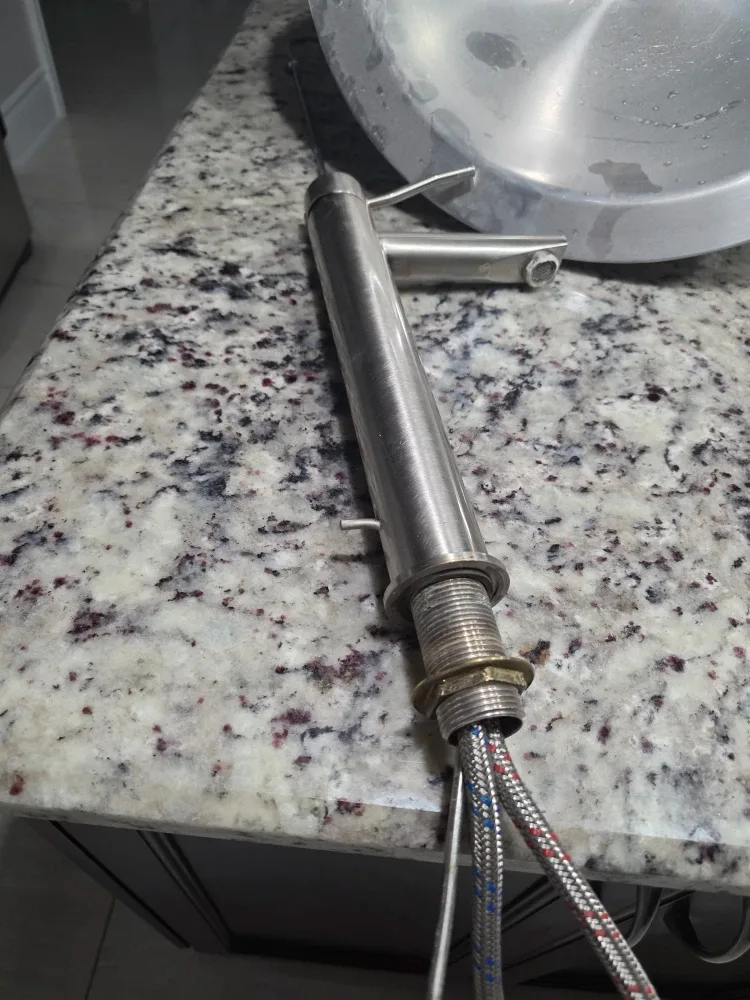 Kohler Sink & Faucet image indicator(3)