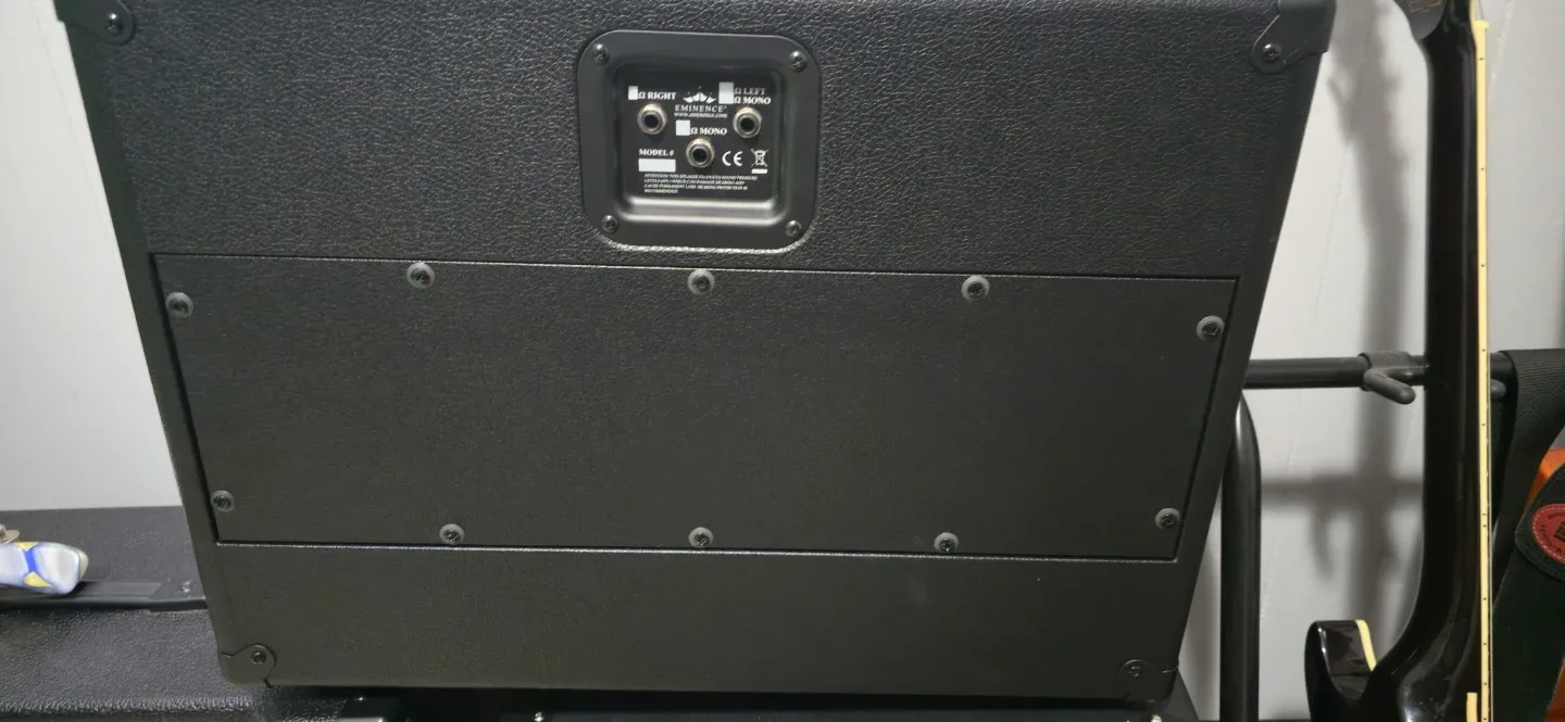 EMINENCE 210 Extention Cabinet image indicator(4)