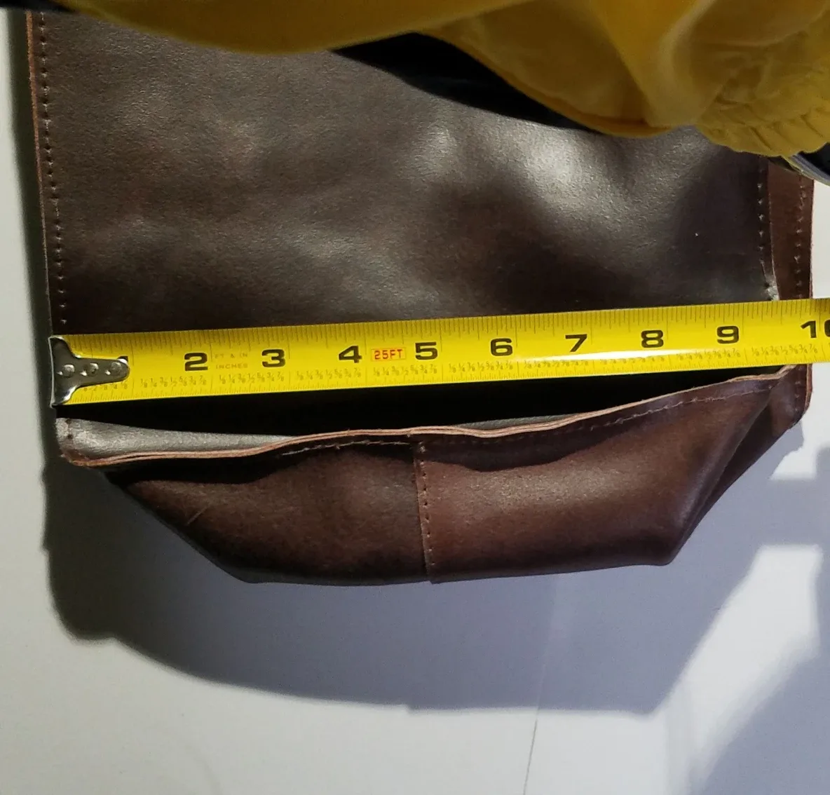 Leather Crossover Bag image indicator(7)