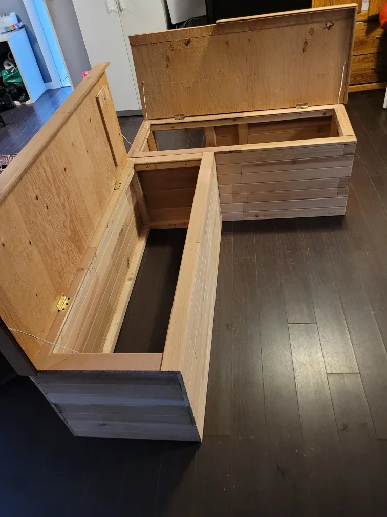 Handmade Wooden Storage Chests & Planters image indicator(6)