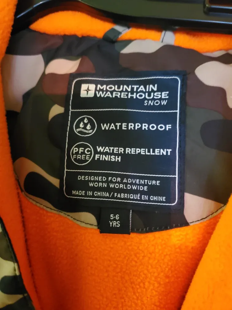 Mountain Warehouse Snowsuit - 5-6 Yrs image indicator(2)