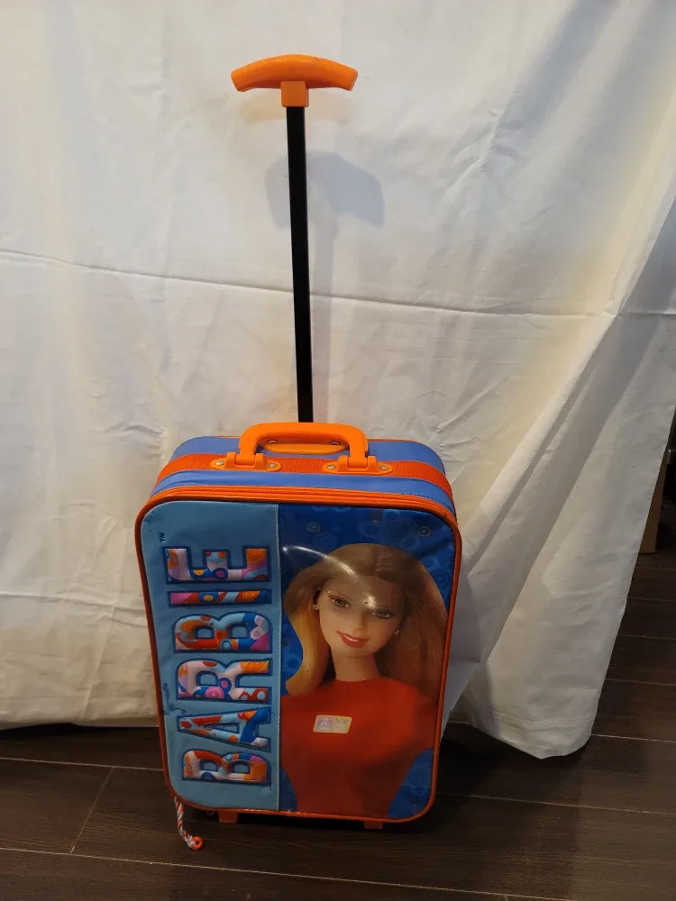 Disney Princess Rolling Luggage image indicator(2)