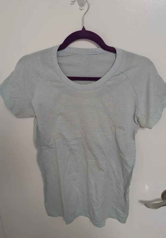 Lululemon Women's Size 8 Shirt