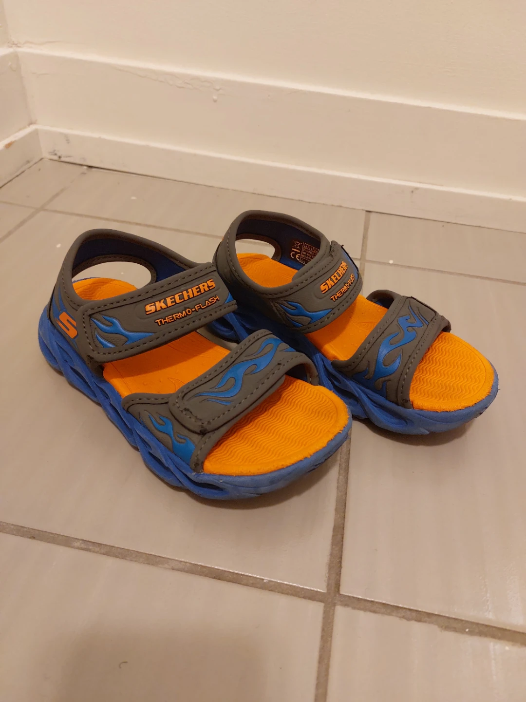 Skechers Thermo-Flash Sandals - Size 10