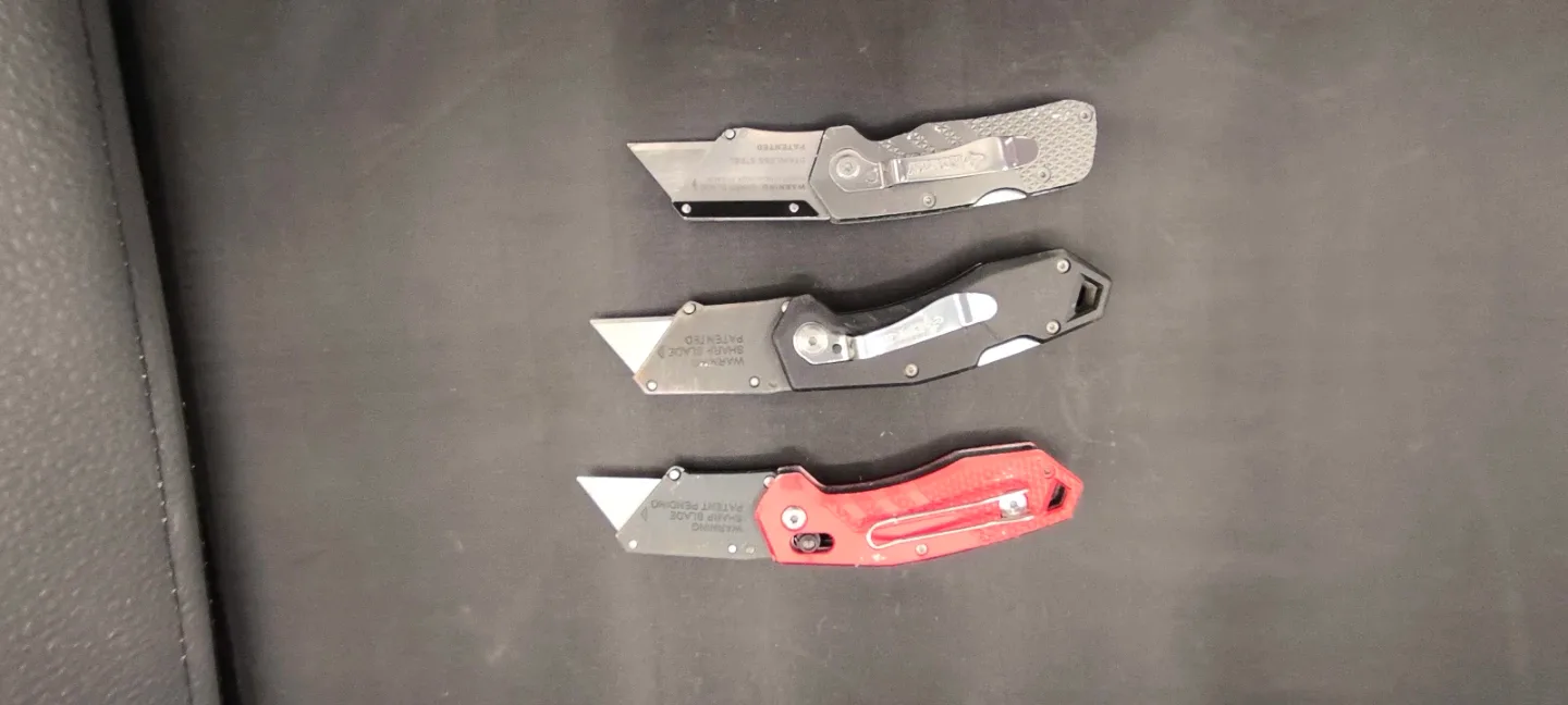 Husky Utility Knives (Set of 3) image indicator(3)