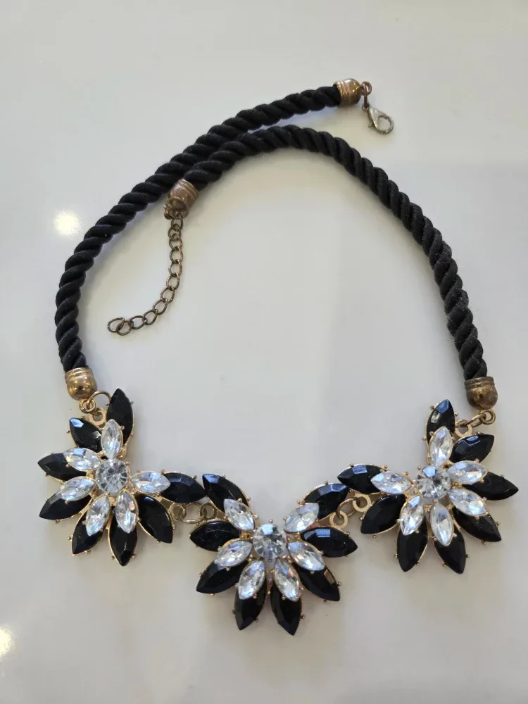 Black & Gold Statement Necklace image indicator(2)