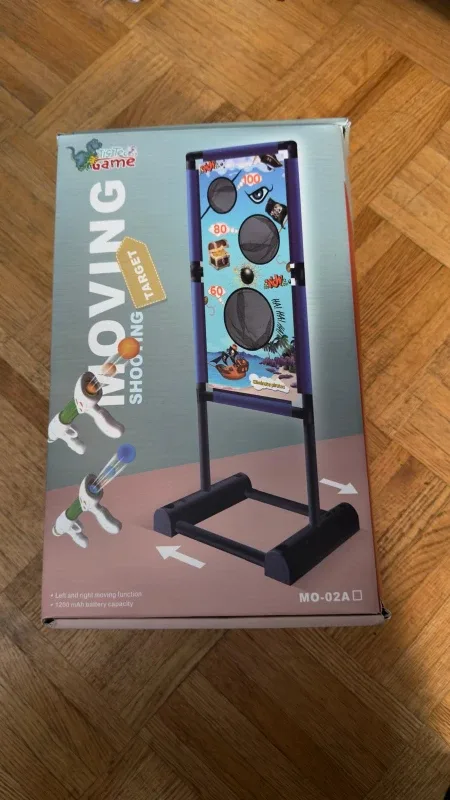 Moving Shooting Target Game w/ 2 Popper Guns
