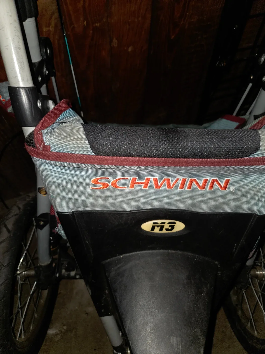 Schwinn M3 Easy Steer Jogger image indicator(2)