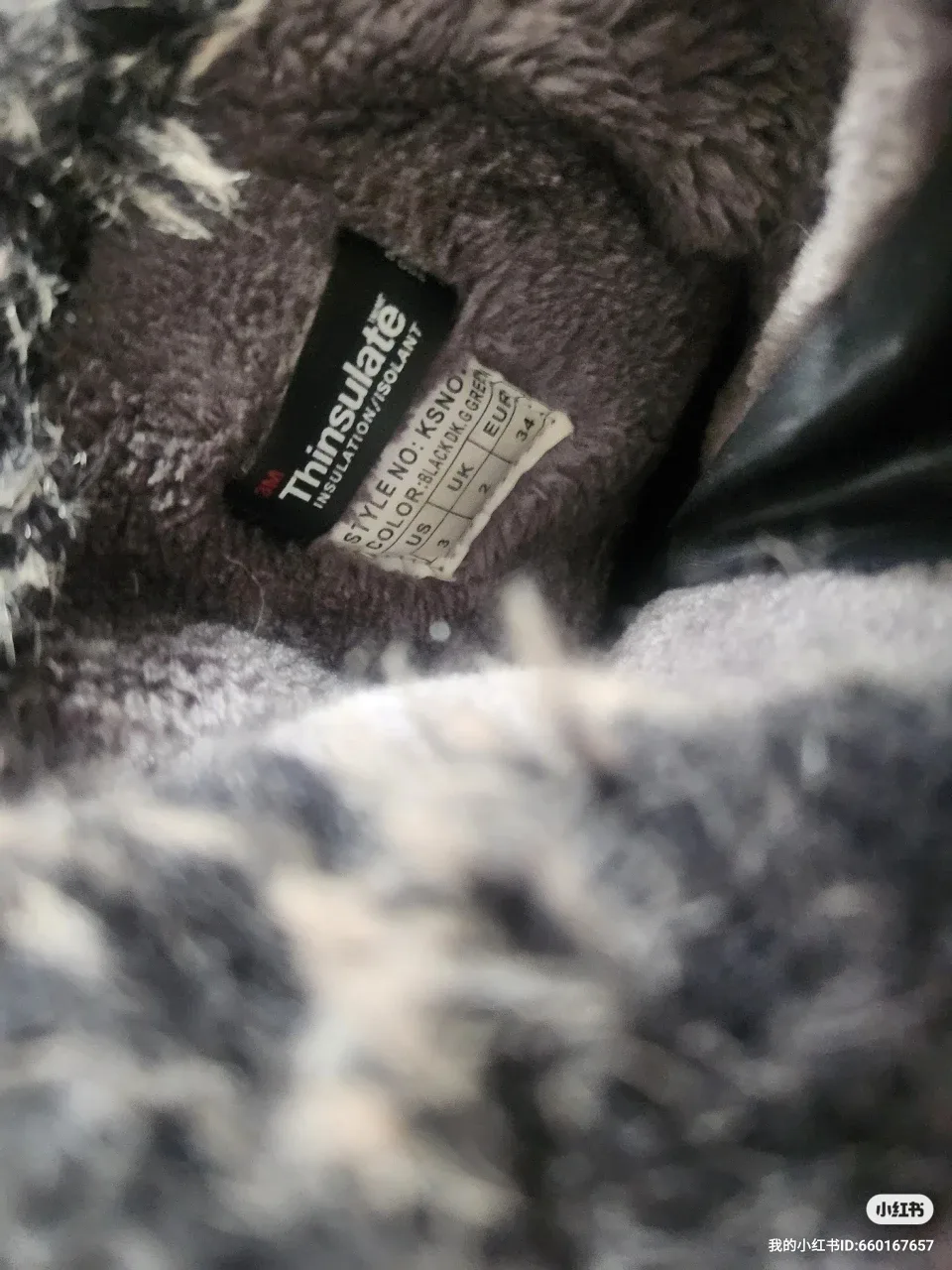 Thinsulate Black Winter Boots - Size US 3 image indicator(2)