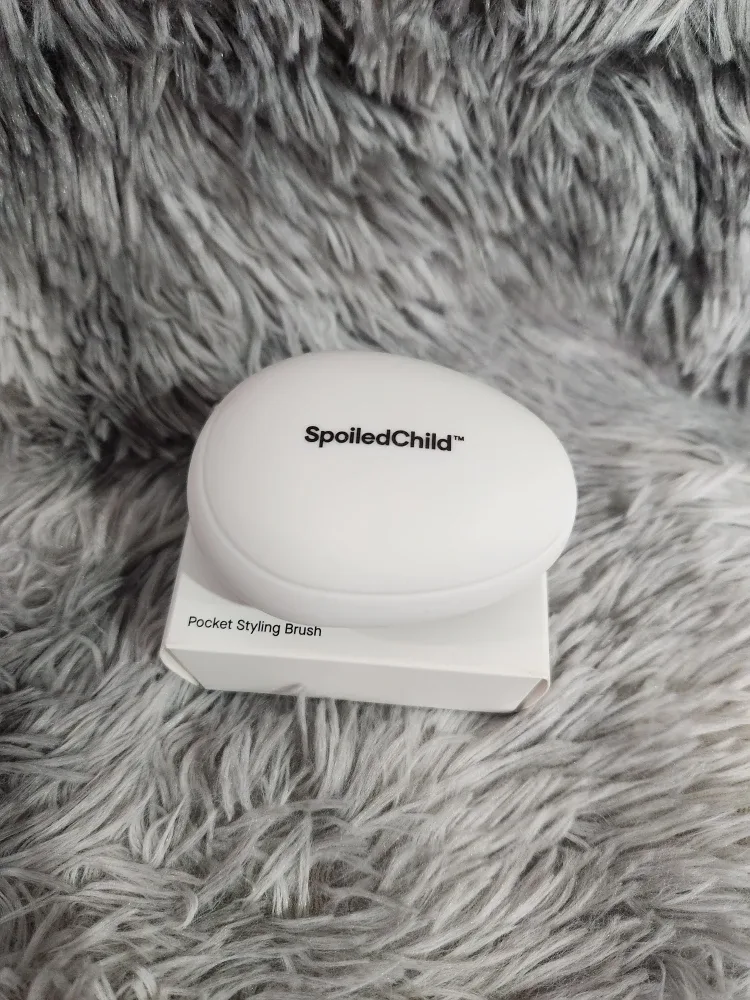 SpoiledChild Pocket Styling Brush - New in Box! image indicator(4)