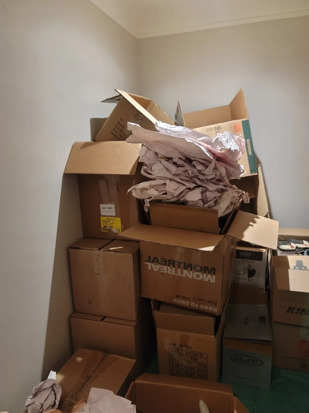 Free moving boxes
