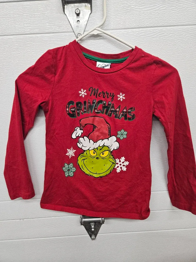 Merry Grinchmas Shirt Size M (7-8)