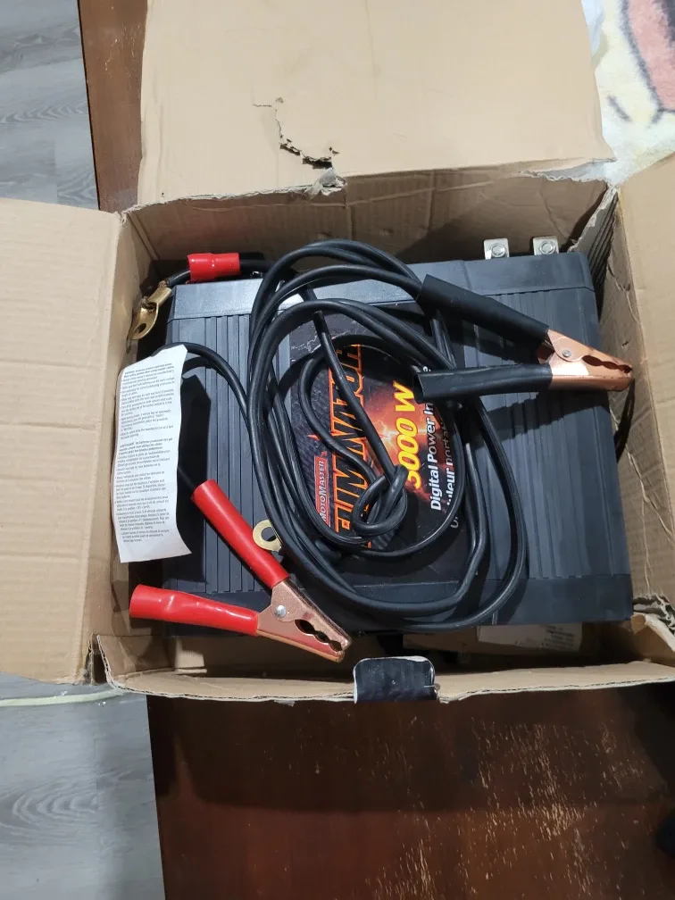 MotoMaster Eliminator 3000W Digital Power Inverter image indicator(3)