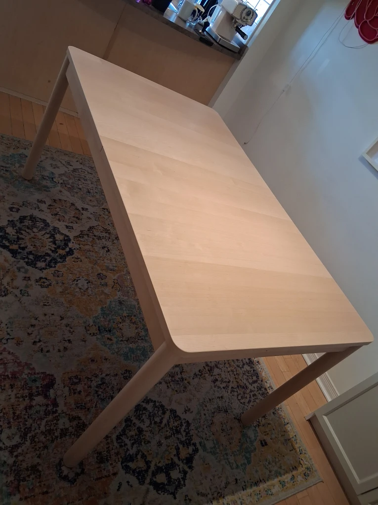 Light Wood extendable Dining Table