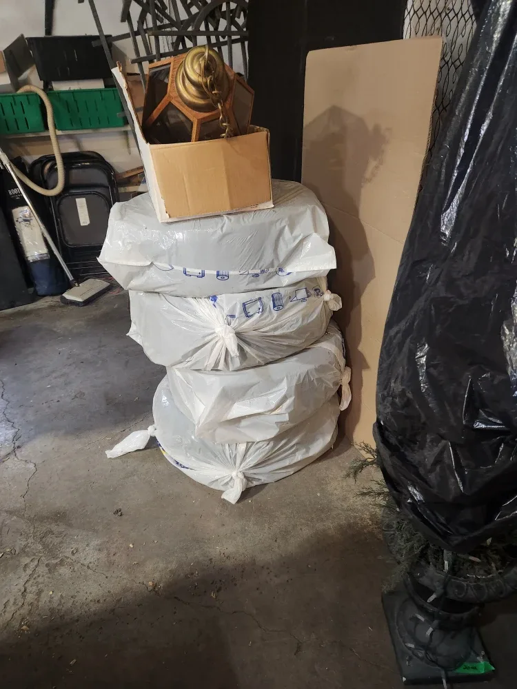 Garage sale image indicator(6)