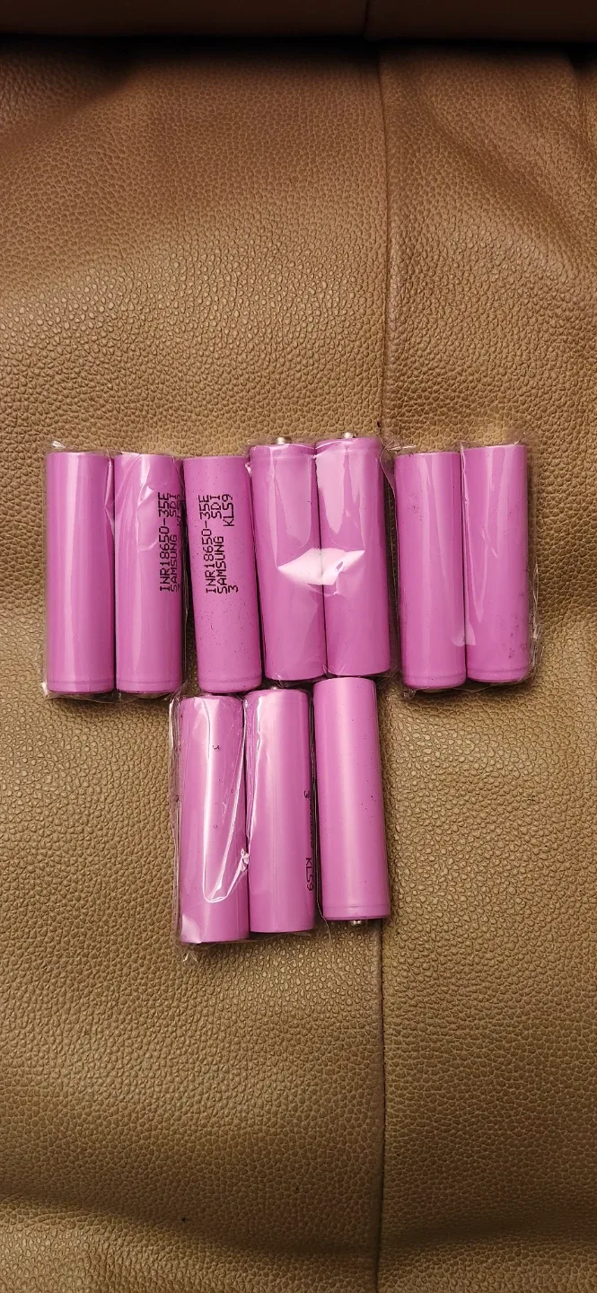 Samsung INR18650-25R 18650 Battery