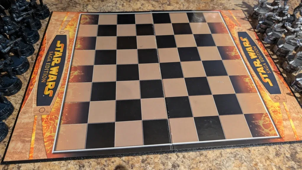 Star Wars Saga Edition Chess Set image indicator(5)