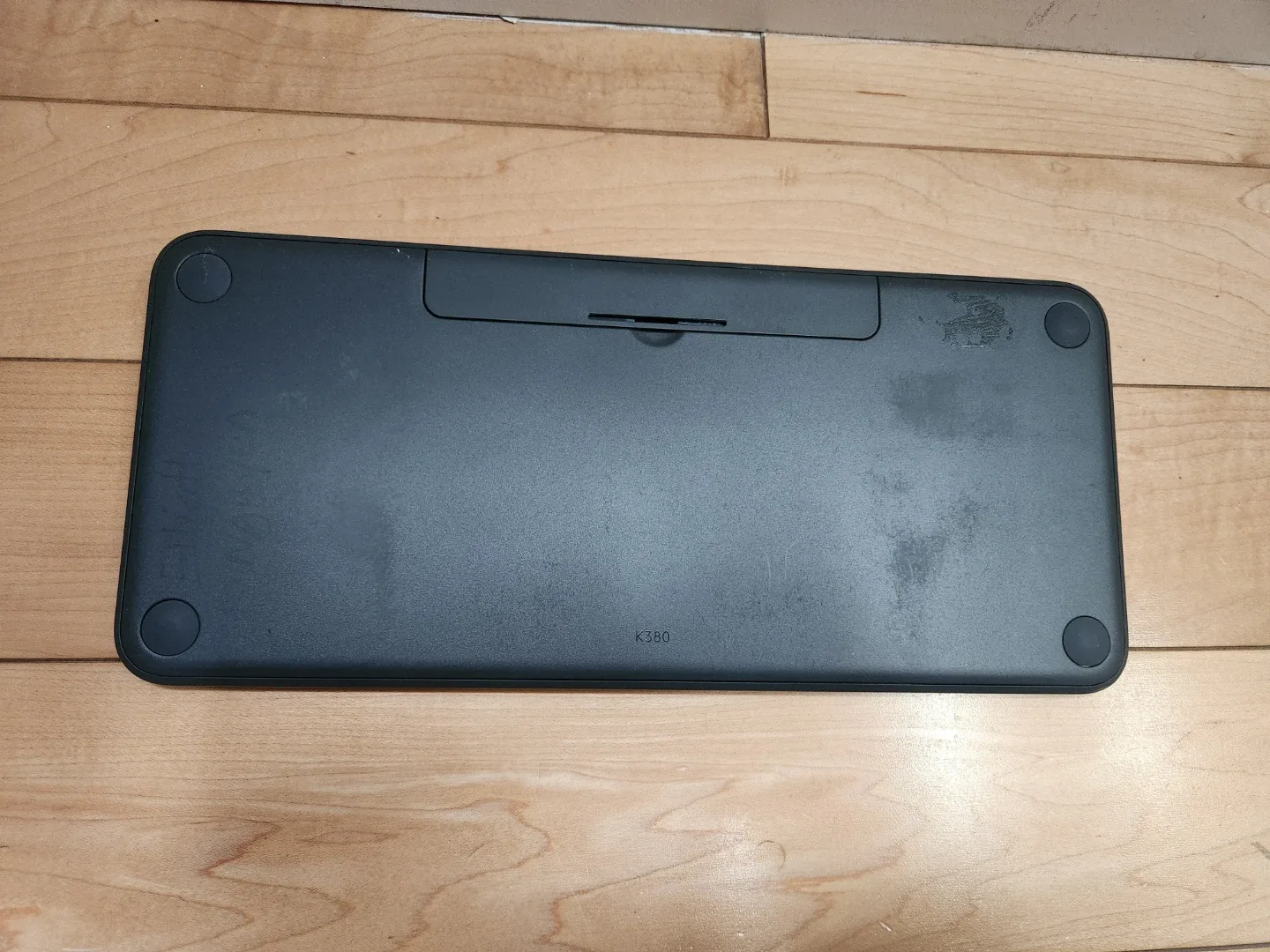 Logitech K380 Bluetooth Keyboard image indicator(2)