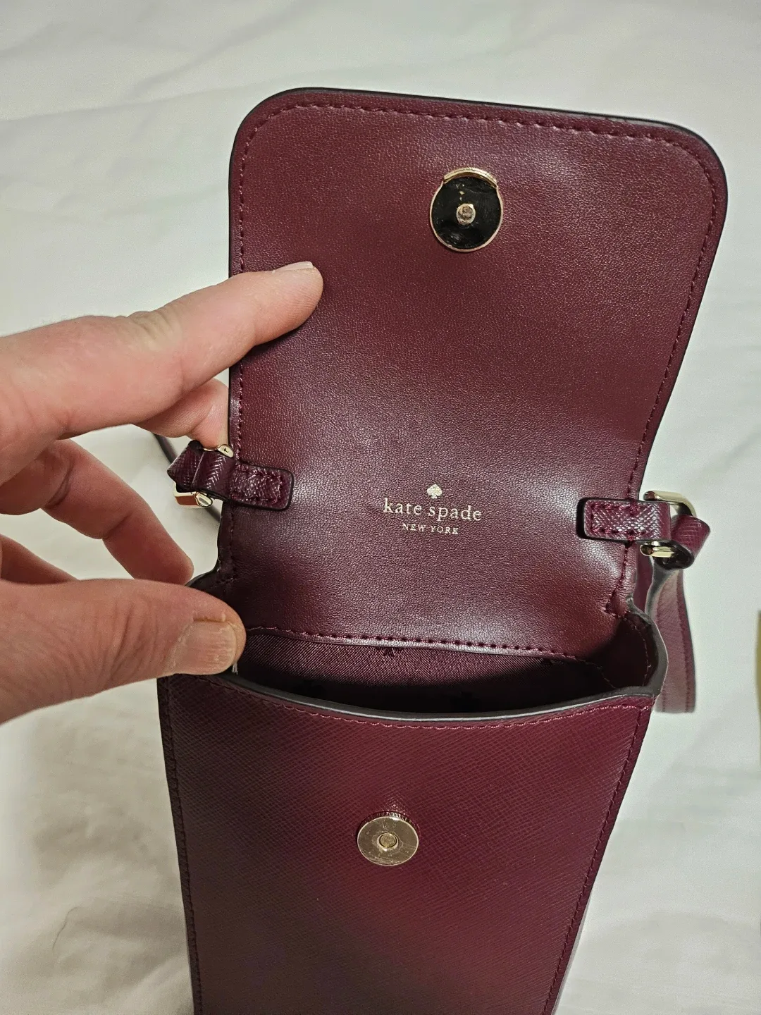 Kate Spade Crossbody Phone Bag image indicator(3)