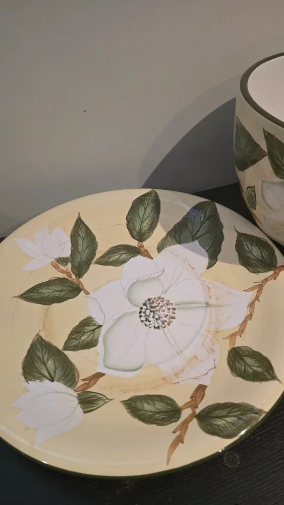 Floral Cup Planter with Saucer image indicator(3)