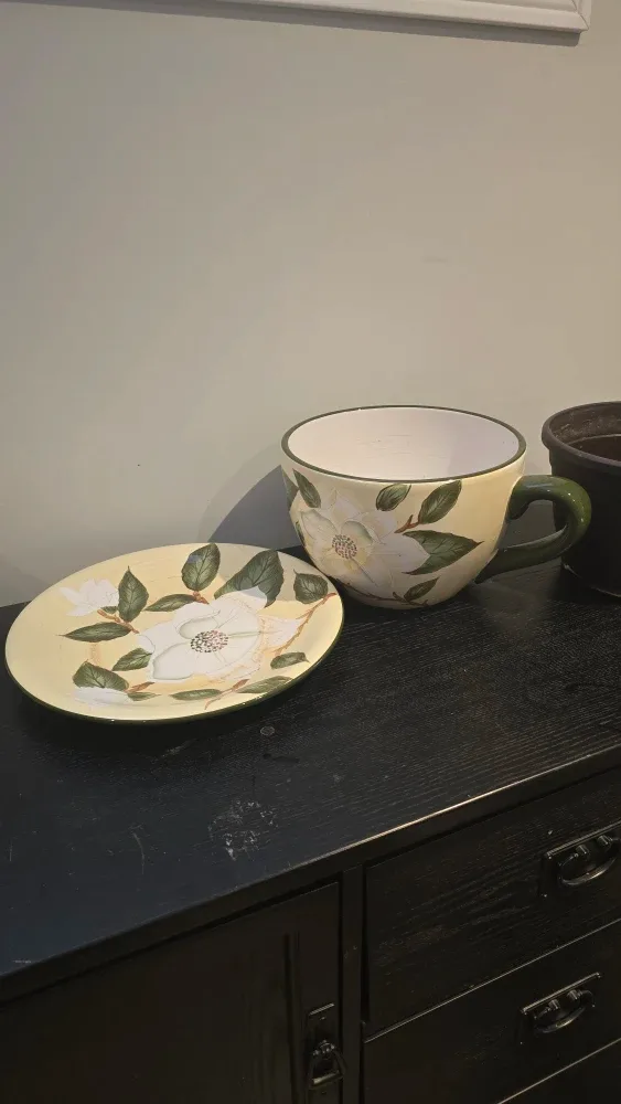 Floral Cup Planter with Saucer image indicator(6)