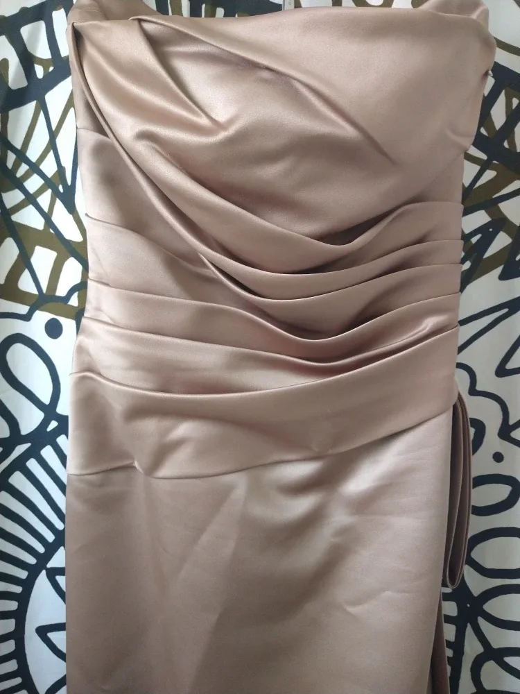 3 David's Bridal Dresses Size 8 and 10 for $27 a piece image indicator(6)