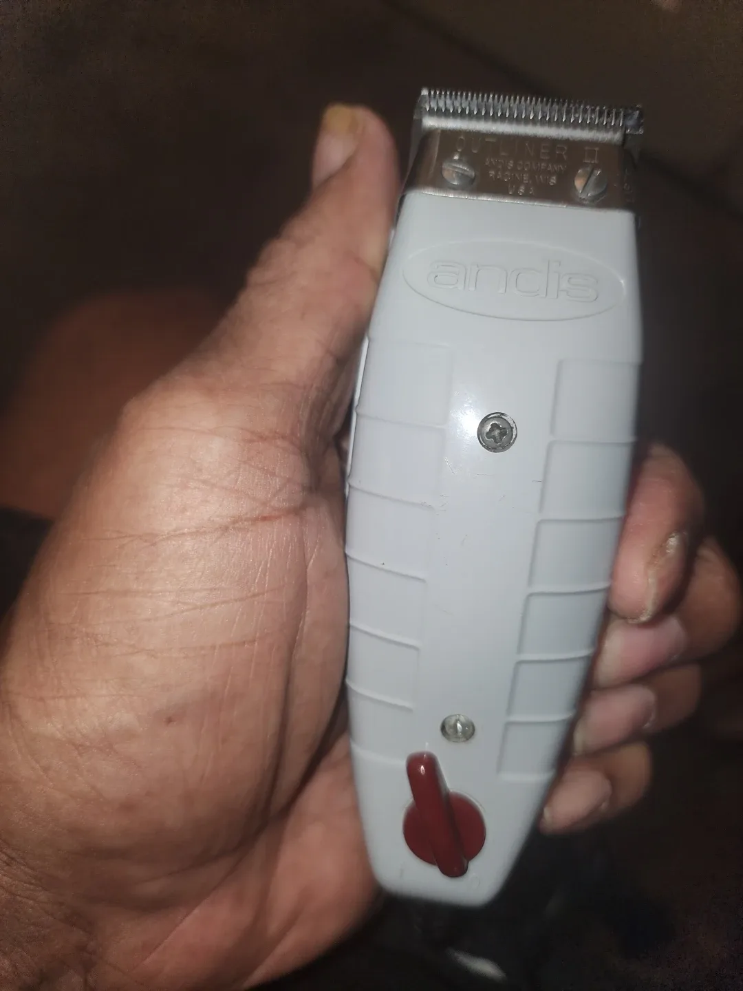 Andis T-Outliner Trimmer image indicator(3)