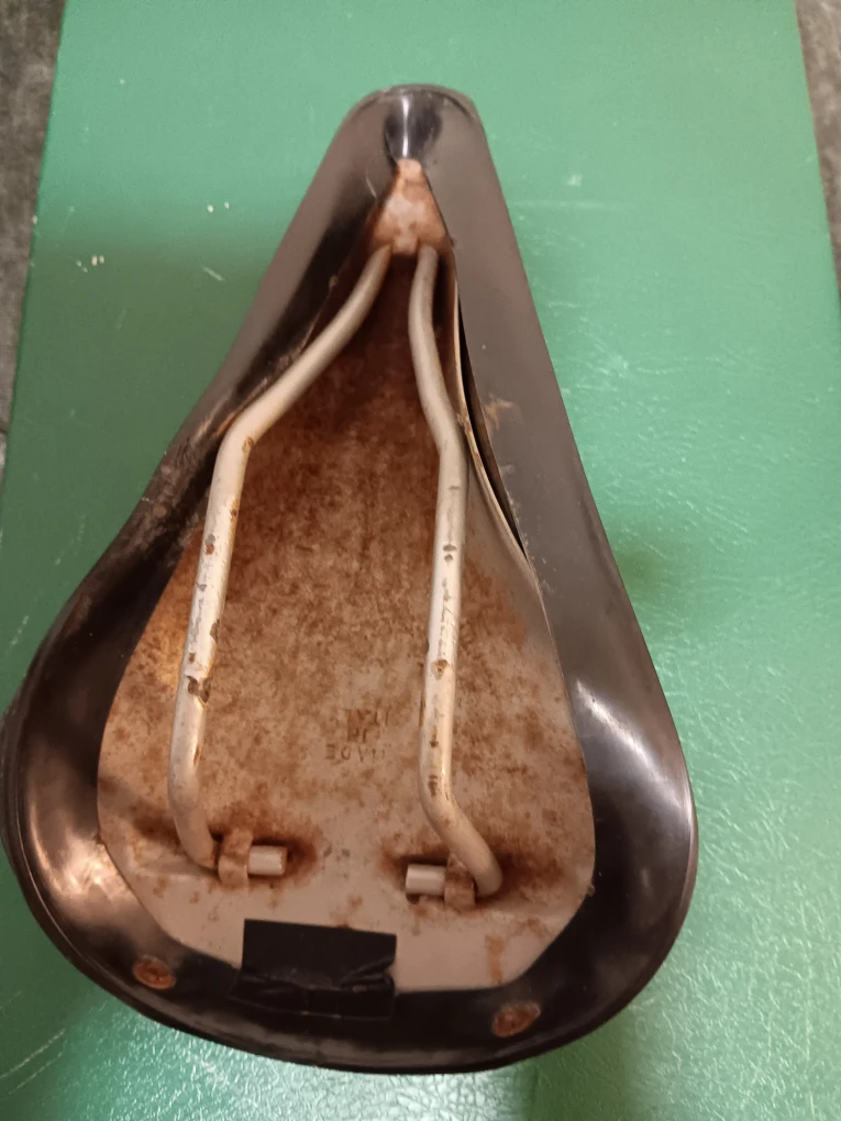 Black Bicycle Seat - photo 5