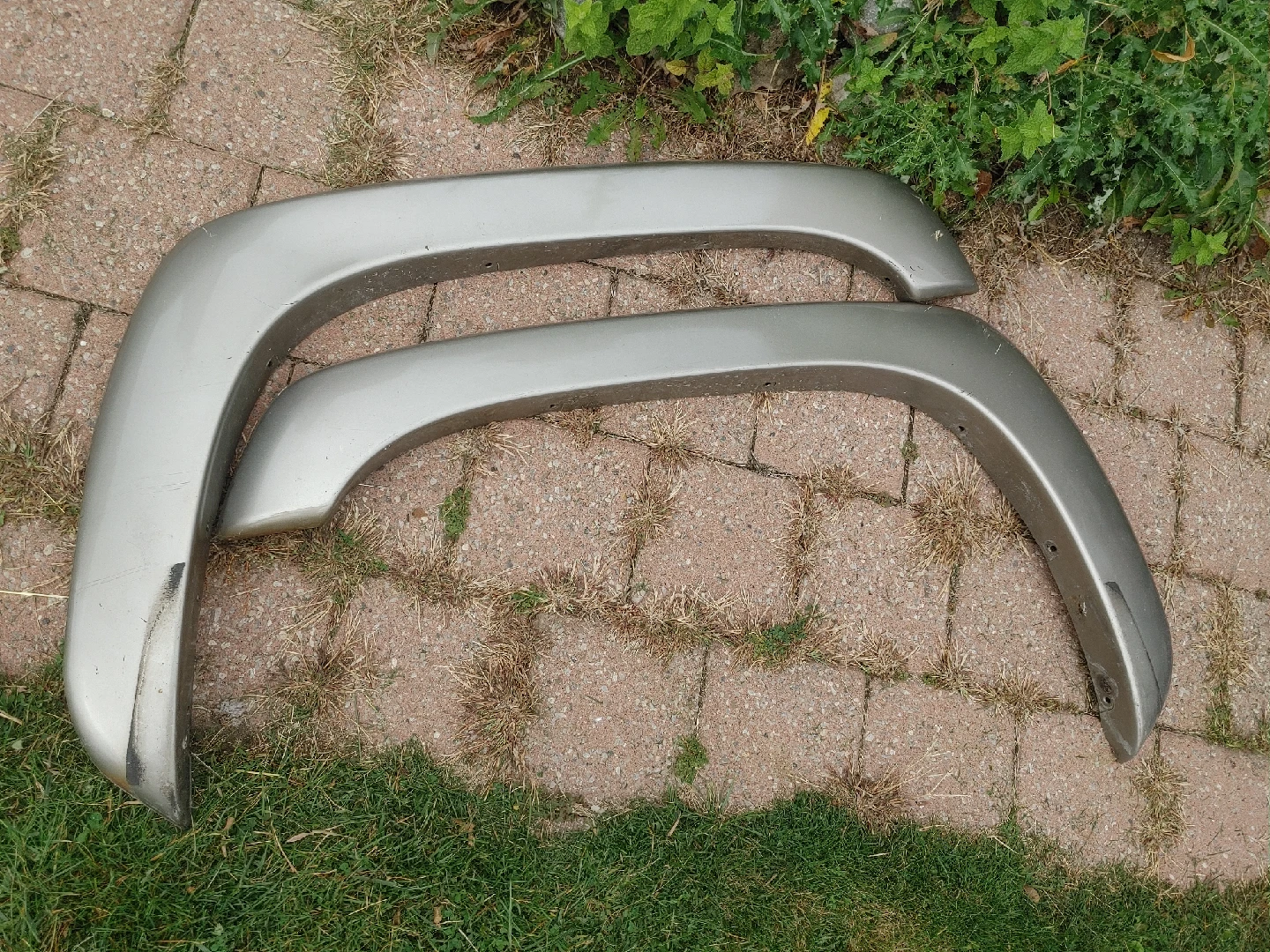 Front Fender Flares for GMC Sierra 99-06   - Silver