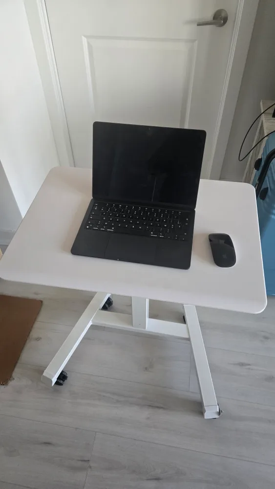 Mobile and adjustable desk (small size) image indicator(2)