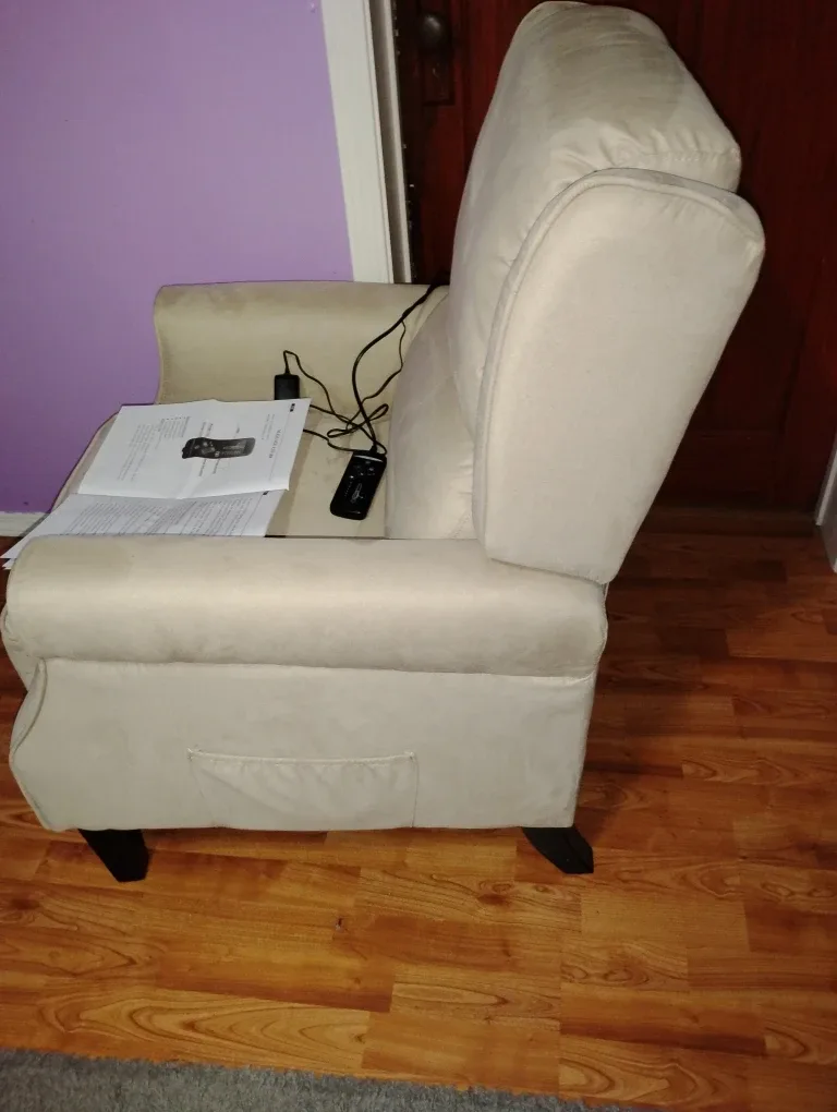 Reclining Massage Chair with Remote image indicator(7)