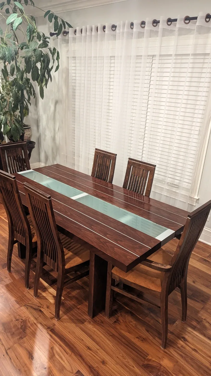 European Dining Table with 6 Chairs