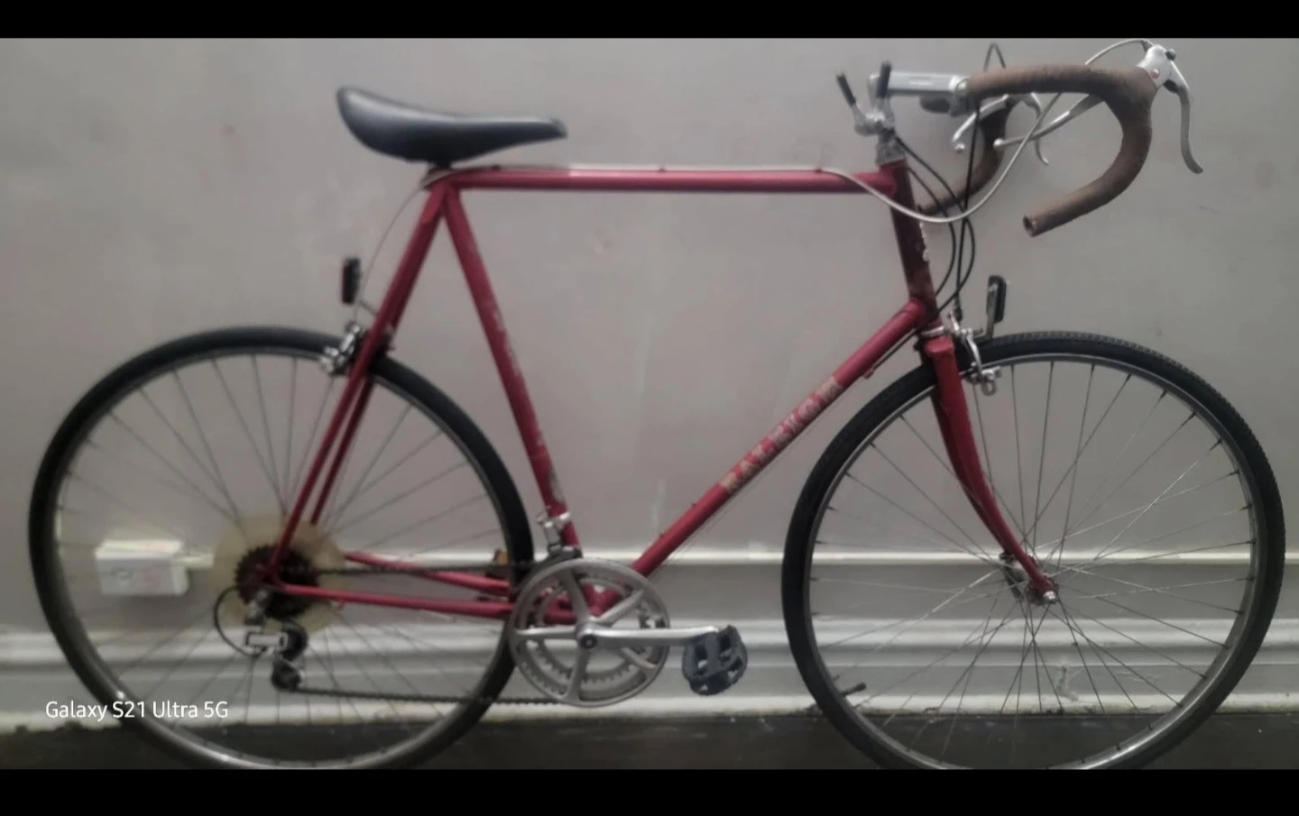 Raleigh Bicycle - Red - photo 2