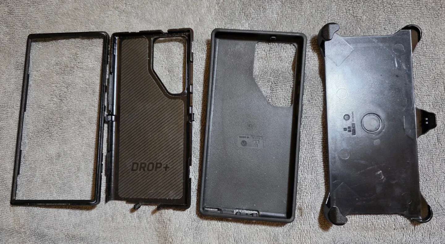 Otterbox Defender Samsung Galaxy S23 Ultra Case image indicator(6)