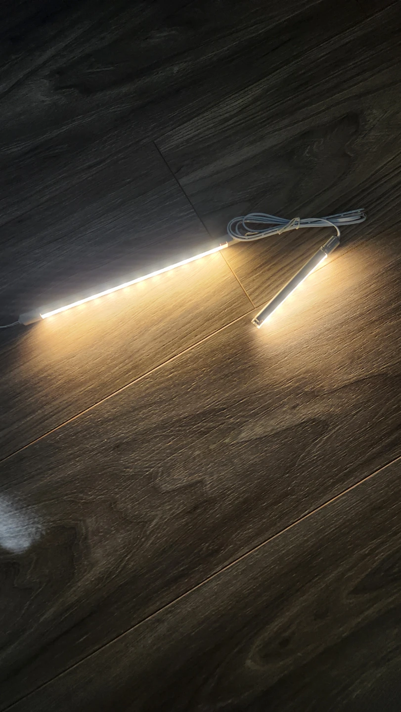 Under Cabinet LED Strip Lighting, Commercial Grade