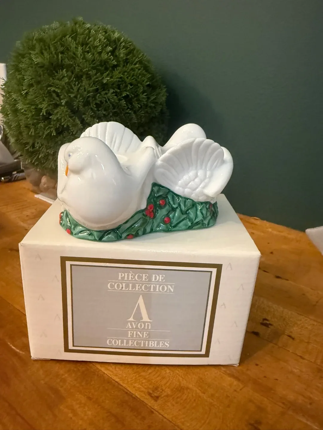 Avon Fine Collectibles Dove Candle Holder