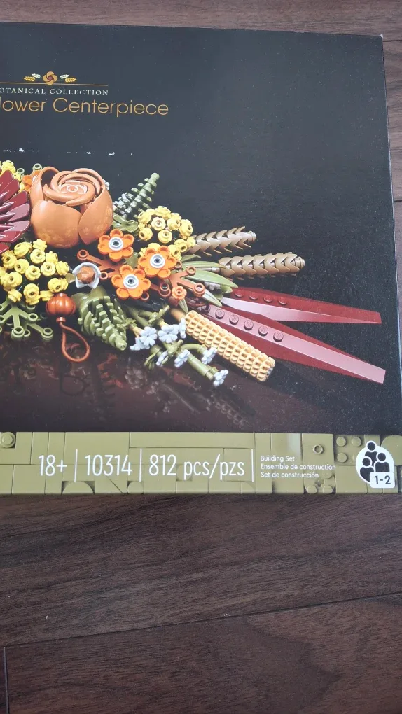 New LEGO Icons Dried Flower Centerpiece (10314) image indicator(2)
