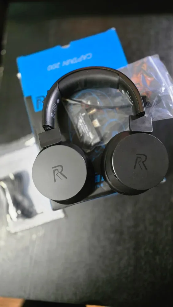 RR Captaim 200 Gaming Headset - Like New! image indicator(2)