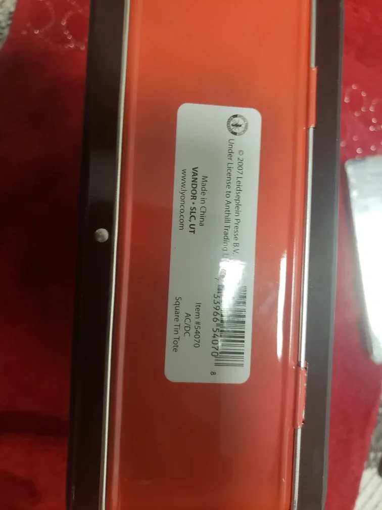 AC/DC Square Tin Tote Lunchbox image indicator(4)